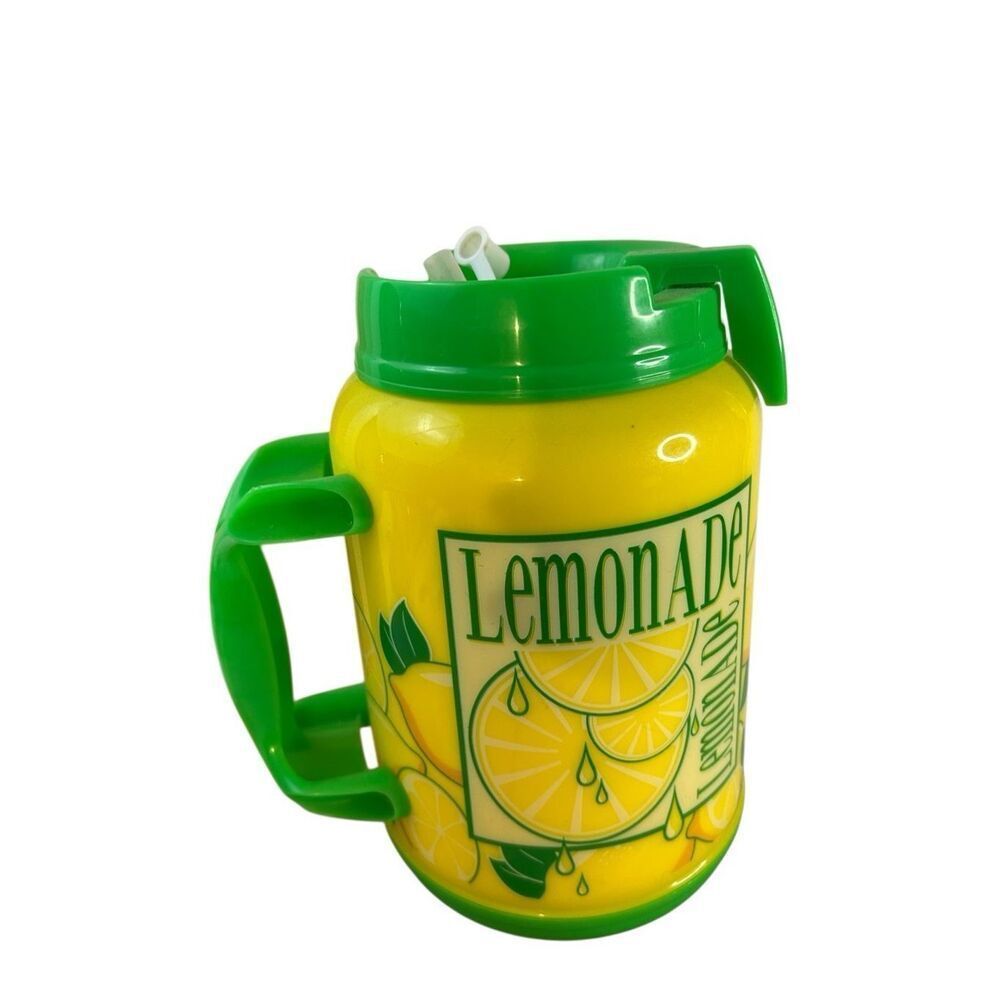 XL Whirley Works‎ USA mug lemonade Yellow Green 64 oz?